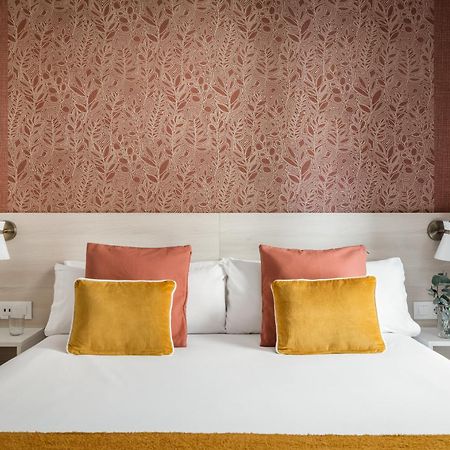 เฮาส์ บาย พิลโลว์ Hotel บาร์เซโลนา ภายนอก รูปภาพ